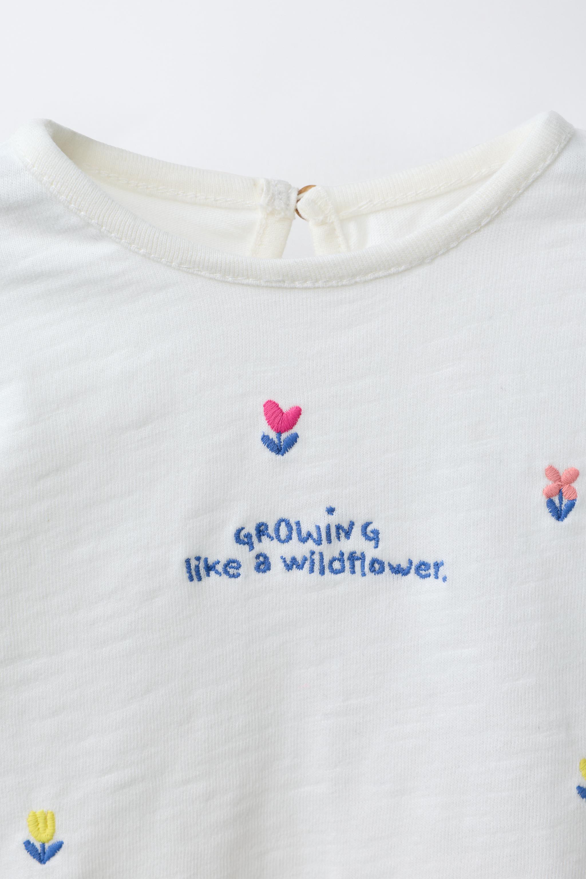 EMBROIDERED FLORAL T-SHIRT